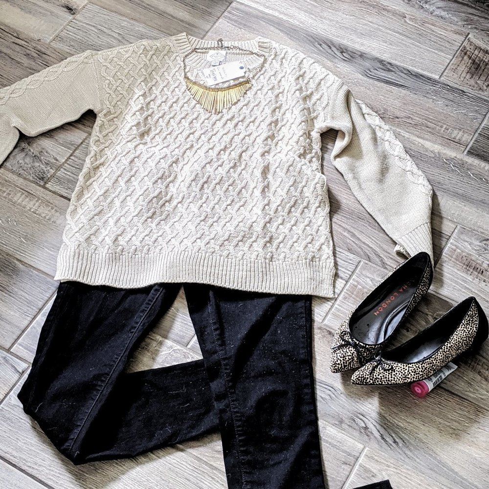 NWT St. John's Bay crew neck sweater, small